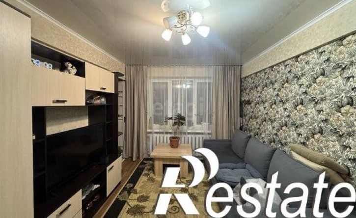 3-комн квартира улица Горбатова, 11,  д. 11
