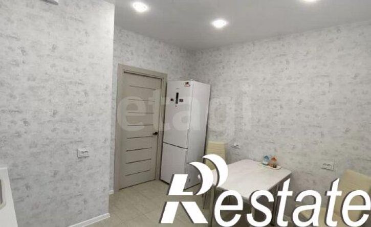 2-комн квартира улица Горбатова, 22,  д. 22