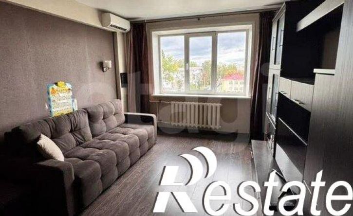 3-комн квартира улица Бурова, 43,  д. 43