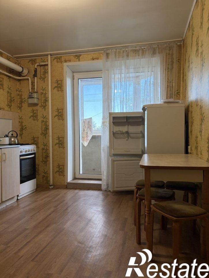 1-комн квартира Челюскинцев ул, 11