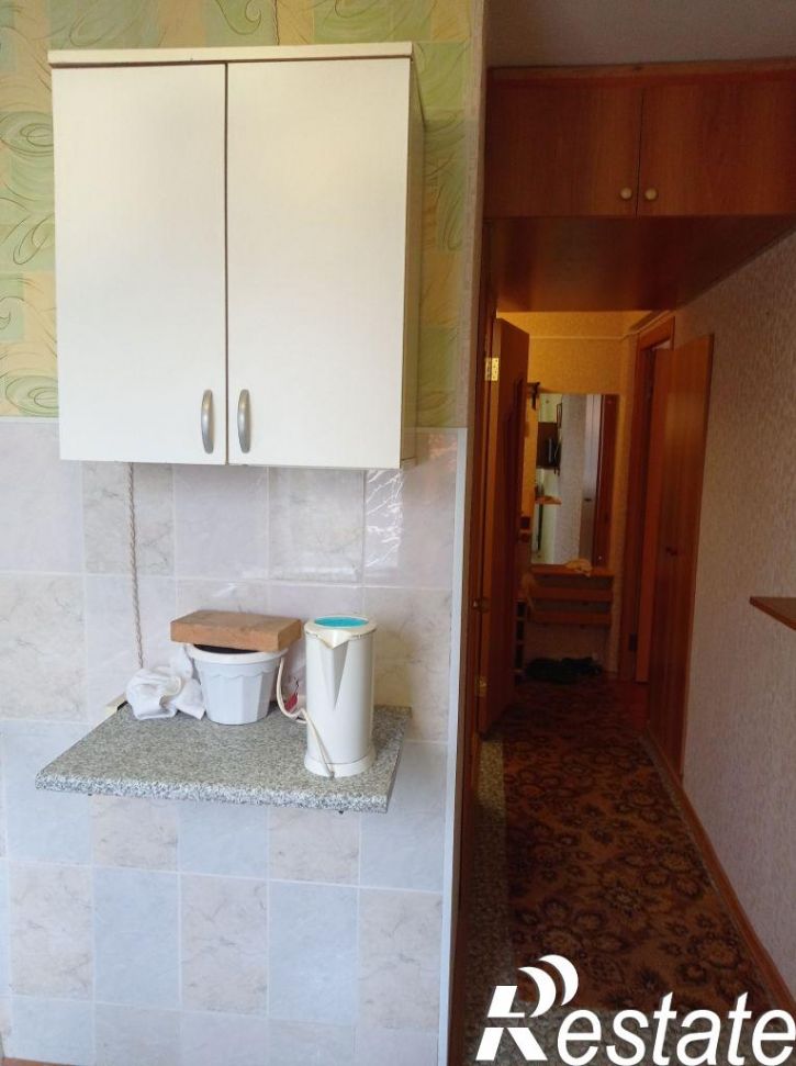 3-комн квартира Бежицкая ул, 325