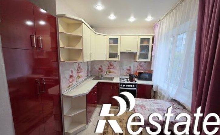 3-комн квартира Московский проспект, 24,  д. 24
