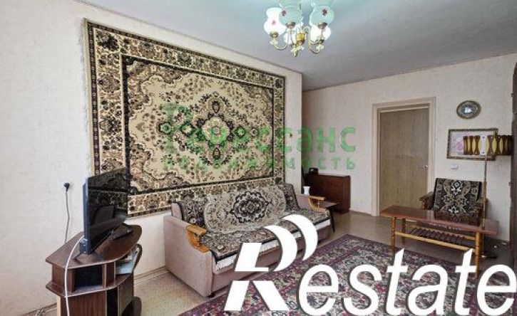 3-комн квартира улица Бурова, 47,  д. 47