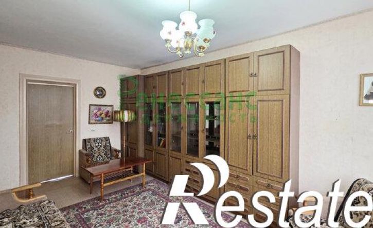3-комн квартира улица Бурова, 47,  д. 47