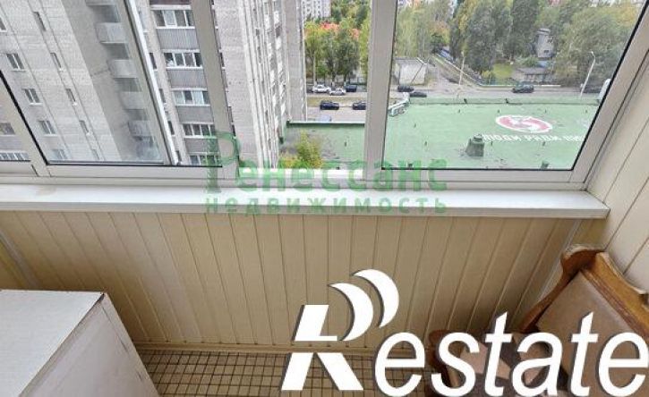 3-комн квартира улица Бурова, 47,  д. 47