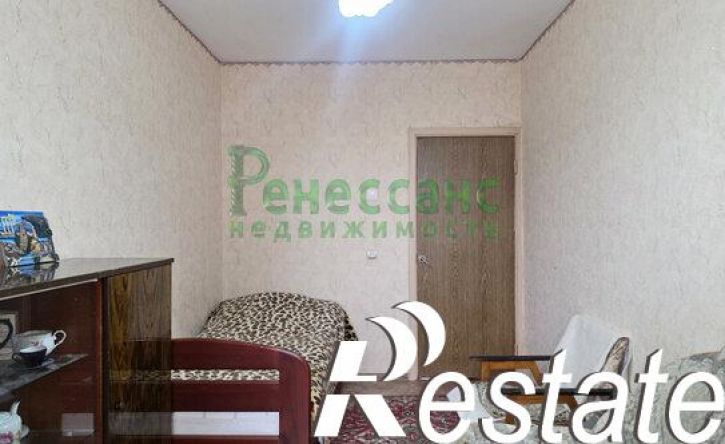 3-комн квартира улица Бурова, 47,  д. 47