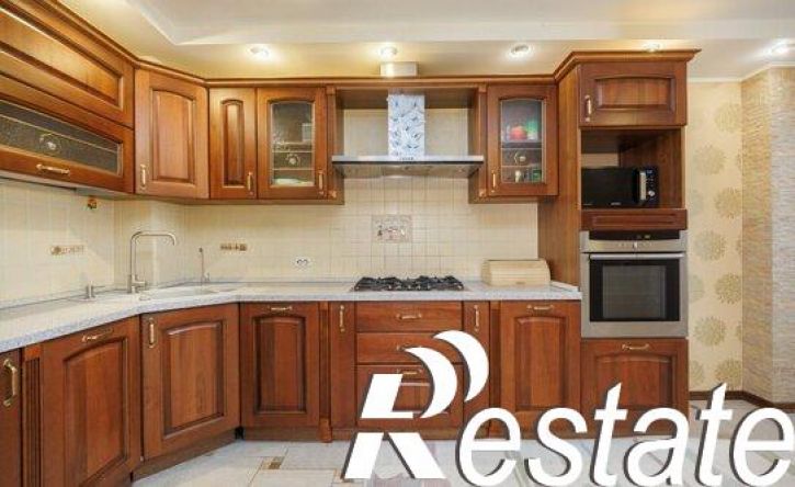 3-комн квартира улица Медведева, 56,  д. 56