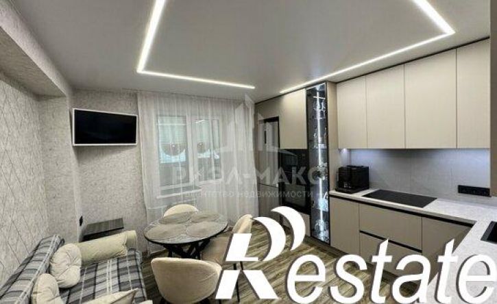 3-комн квартира улица Горбатова, 41,  д. 41
