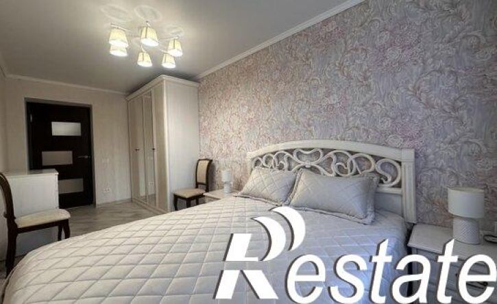 3-комн квартира проспект Станке Димитрова, 24,  д. 24
