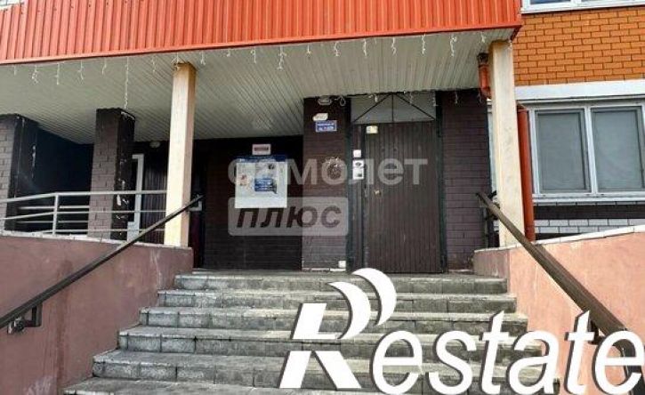 1-комн квартира улица Комарова, 49,  д. 49