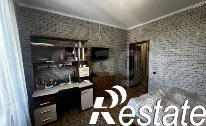 4-комн квартира улица Пушкина, 33,  д. 33
