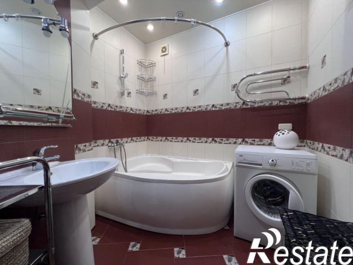 2-комн квартира Ромашина ул, 39
