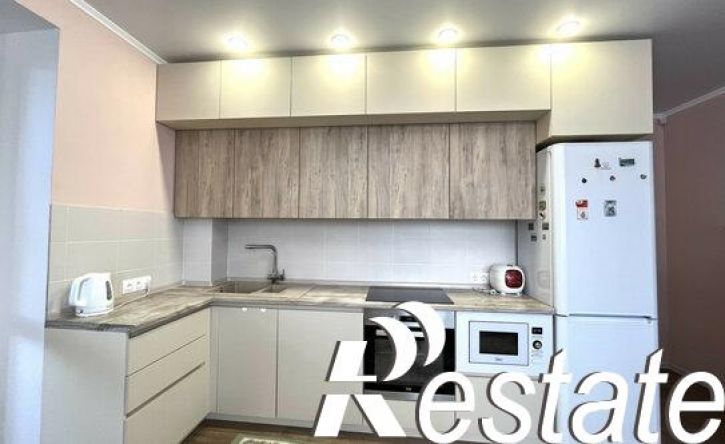 2-комн квартира улица Горбатова, 45,  д. 45