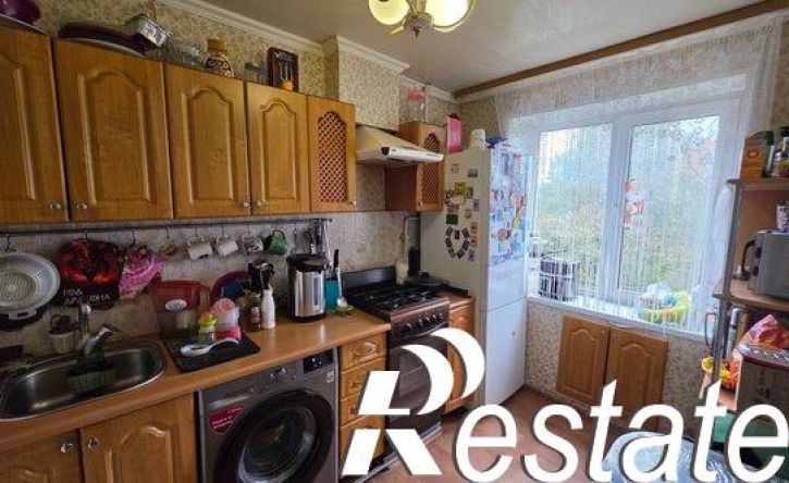 3-комн квартира улица Ульянова, 123,  д. 123