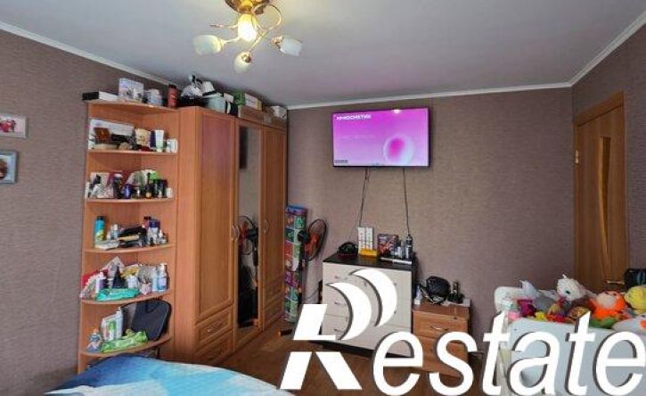 3-комн квартира улица Ульянова, 123,  д. 123