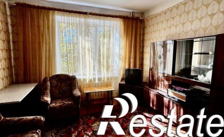 4-комн квартира улица Ульянова, 124,  д. 124