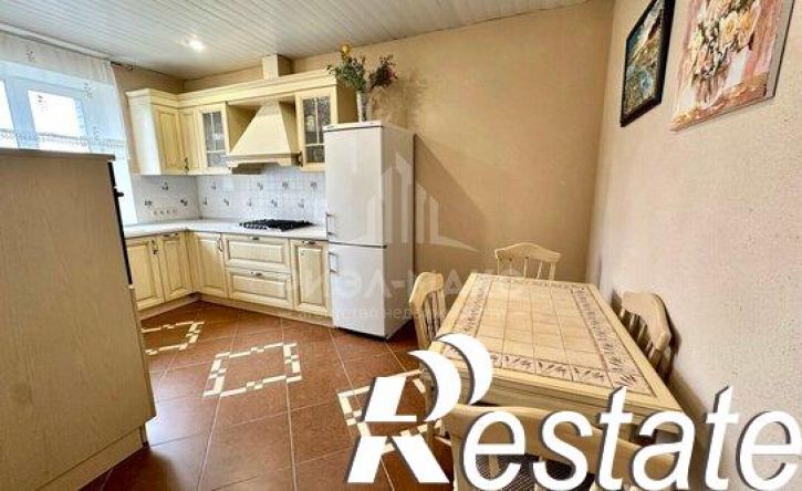3-комн квартира улица Крахмалёва, 39,  д. 39