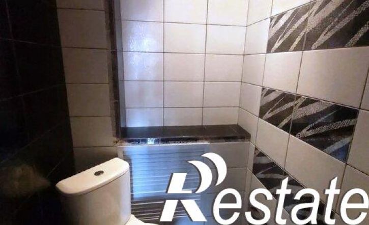 2-комн квартира улица Бурова, 35,  д. 35