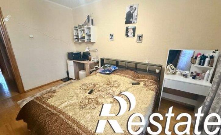 3-комн квартира улица Богдана Хмельницкого, 35,  д. 35