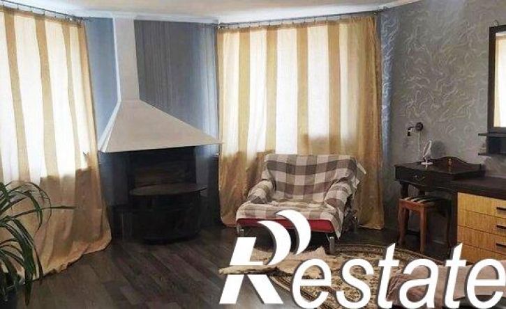 2-комн квартира улица Бурова, 35,  д. 35