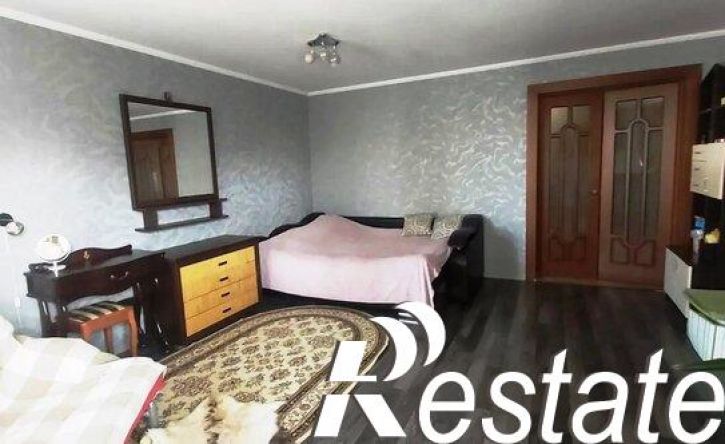 2-комн квартира улица Бурова, 35,  д. 35