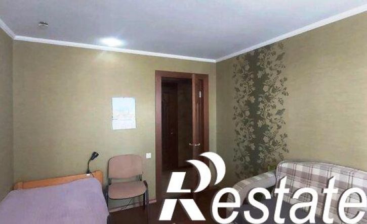 2-комн квартира улица Бурова, 35,  д. 35