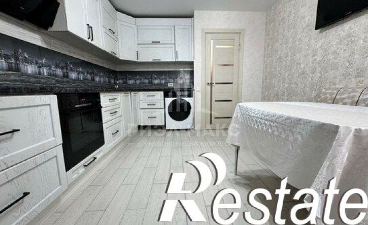 2-комн квартира улица Комарова, 55,  д. 55