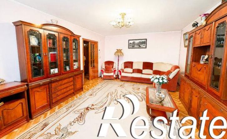 3-комн квартира улица Бурова, 36,  д. 36