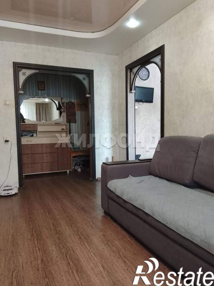 3-комн квартира Романа Брянского ул., д.4