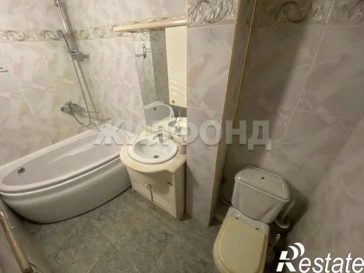 6-комн квартира Московский микрорайон, д.44