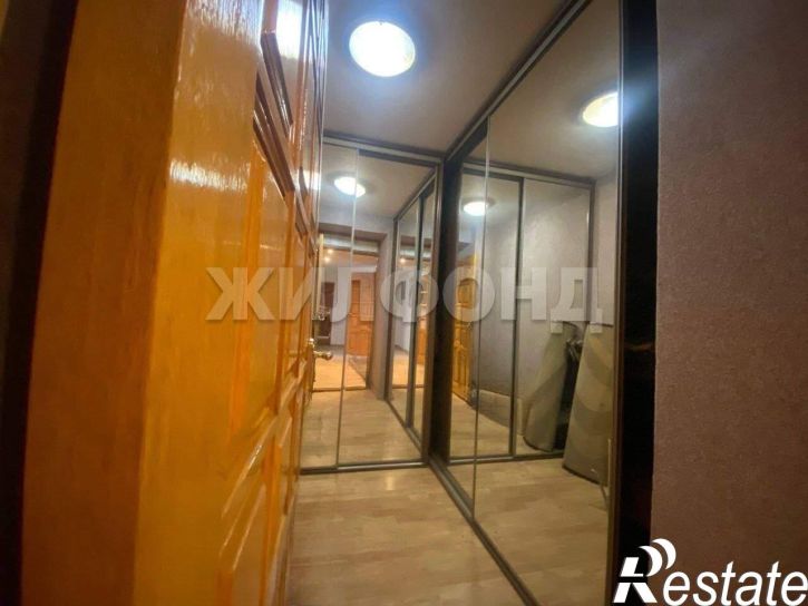 6-комн квартира Московский микрорайон, д.44