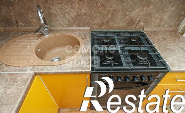 2-комн квартира улица Тельмана, 66/1,  д. 66/1