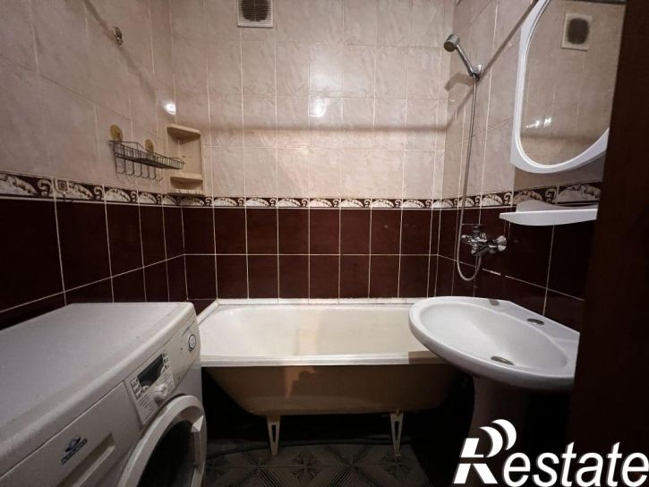 2-комн квартира Унечская ул, 4
