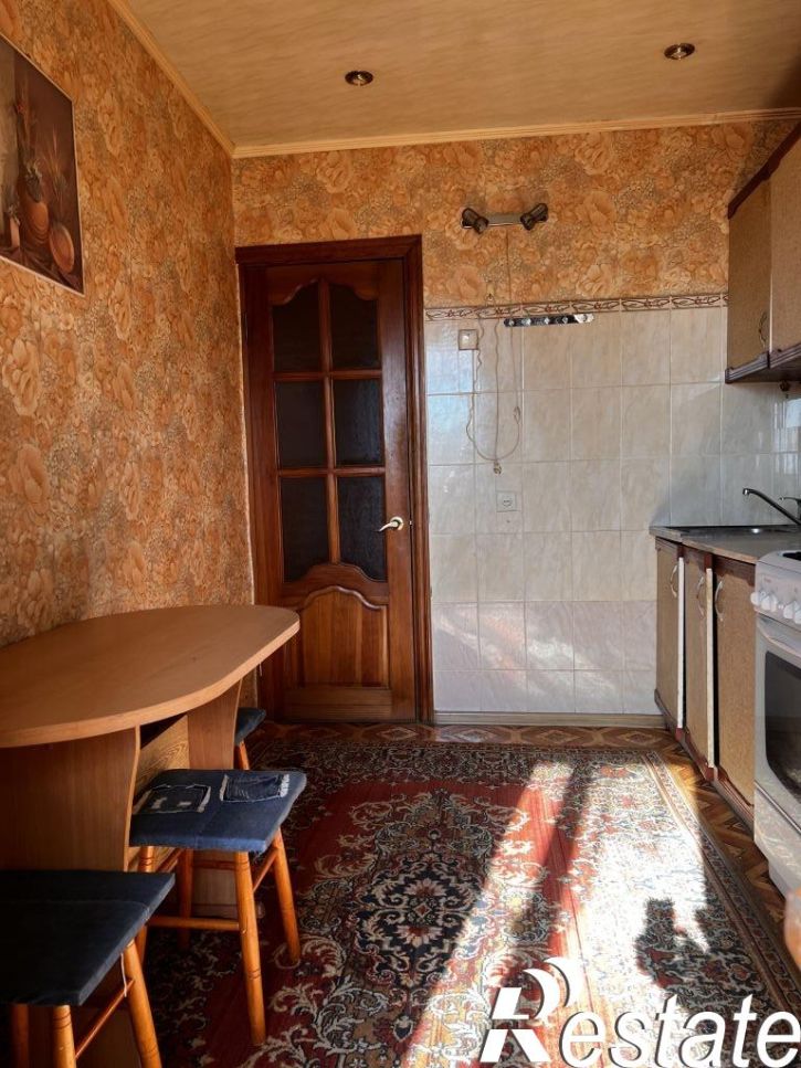 2-комн квартира Унечская ул, 4